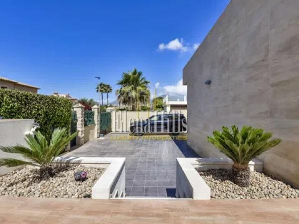 Casa independiente en calle La Gomera