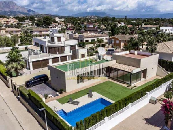 Casa independiente en calle La Gomera