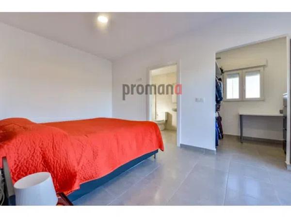 Casa independiente en calle Jose Edmundo Casañ