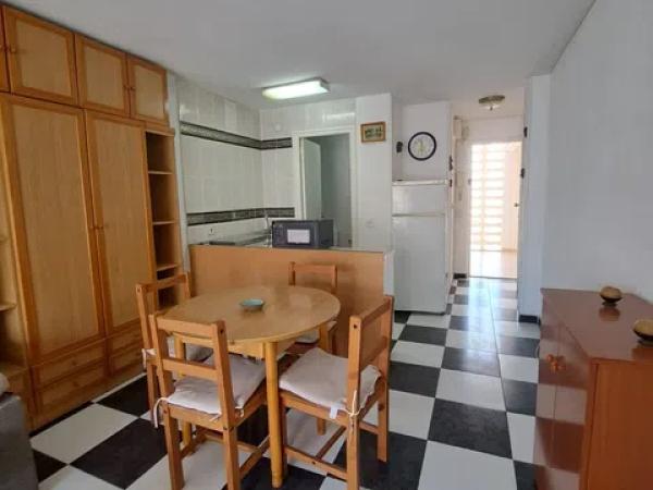 Estudio en calle Gerona