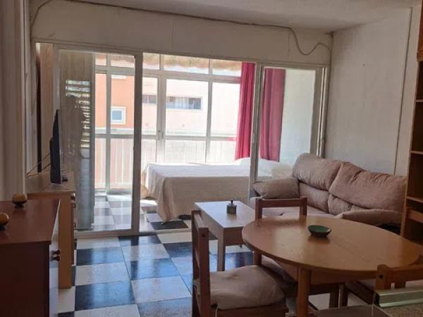 Estudio en calle Gerona