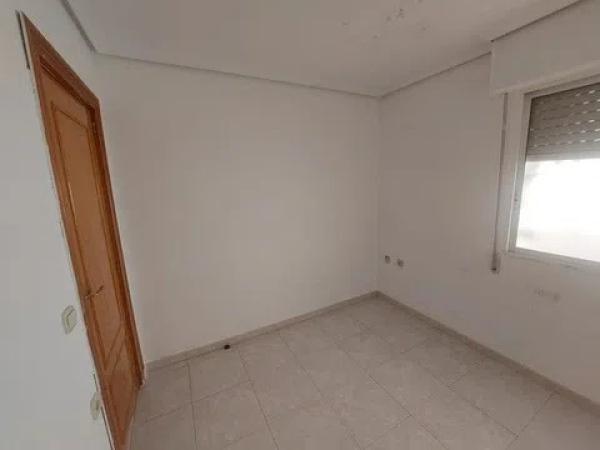 Piso en calle Santa Otilia