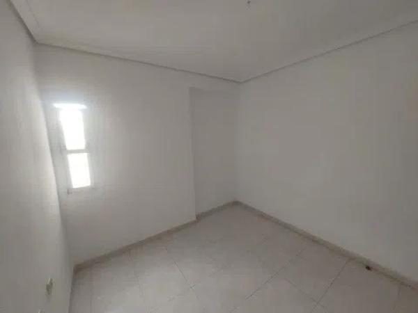 Piso en calle Santa Otilia