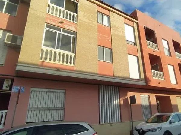 Piso en calle Oscar Espla