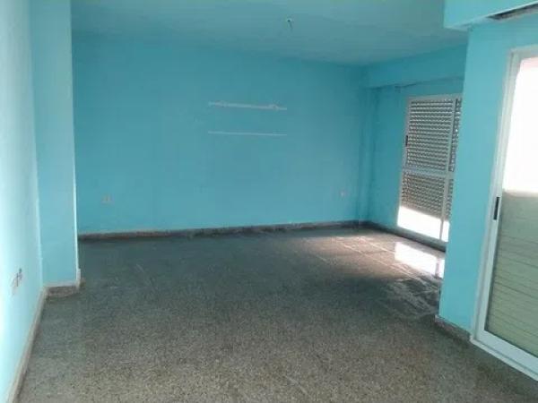 Piso en calle Oscar Espla