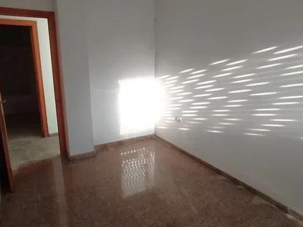 Piso en calle Oscar Espla