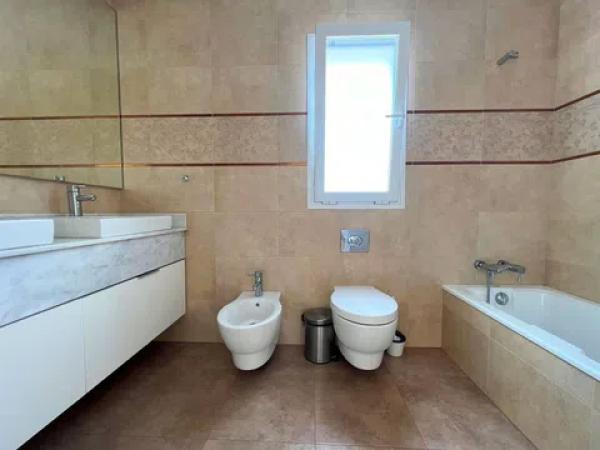 Casa independiente en calle Arcipreste de Hita