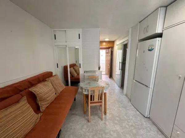 Estudio en Pueblo Levante