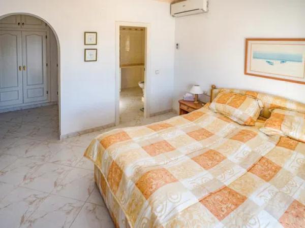 Casa independiente en calle Gran Bretaña, 245