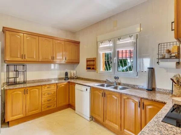 Chalet en calle de Mirabarques, 2