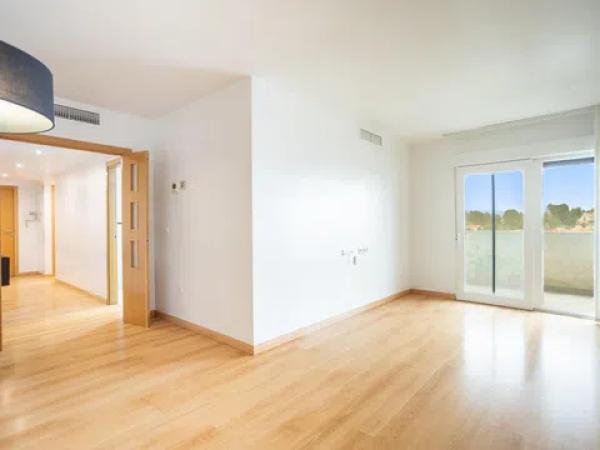 Piso en avenida Tirant lo Blanc