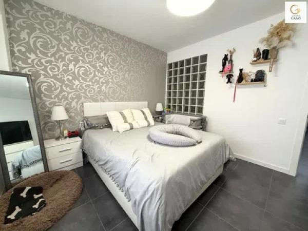 Piso en paseo de los Sauces