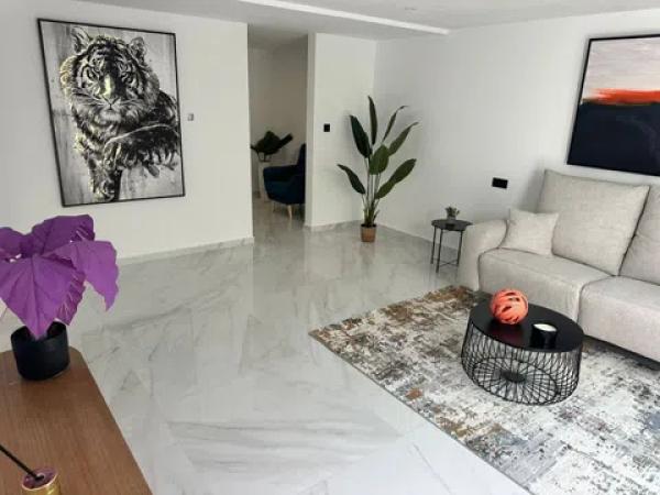 Casa independiente en calle Copenhague, 15