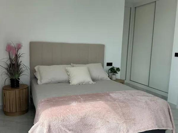 Casa independiente en calle Copenhague, 15