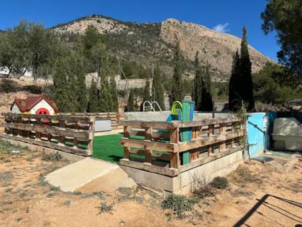 Casa independiente en Urbanizacion el Aljibe, 25