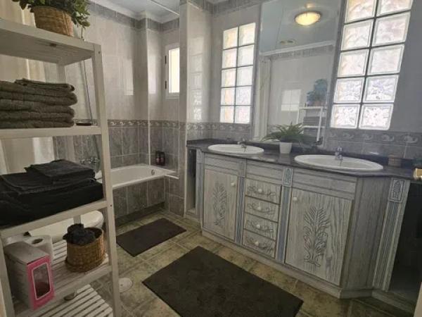 Casa independiente en calle Grecia, 9