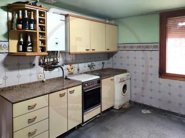 Chalet adosado en avenida del Nou d'Octubre s/n