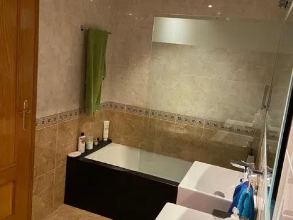 Piso en calle Juan Gil Albert, 42