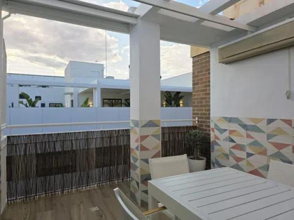 Ático en Barrio Reina Victoria-Miguel Hernández