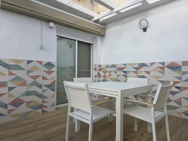 Ático en Barrio Reina Victoria-Miguel Hernández