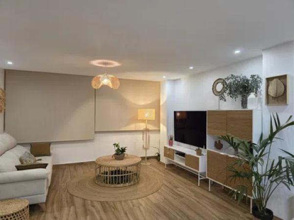 Ático en Barrio Reina Victoria-Miguel Hernández