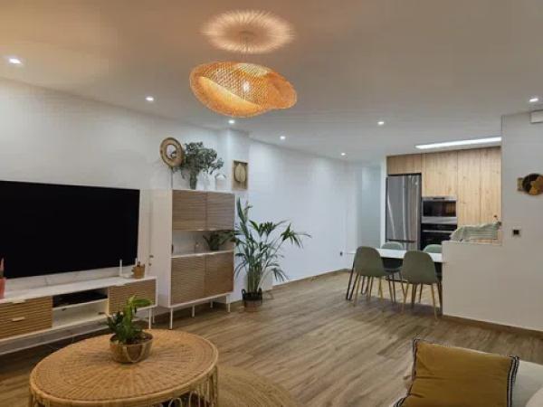 Ático en Barrio Reina Victoria-Miguel Hernández