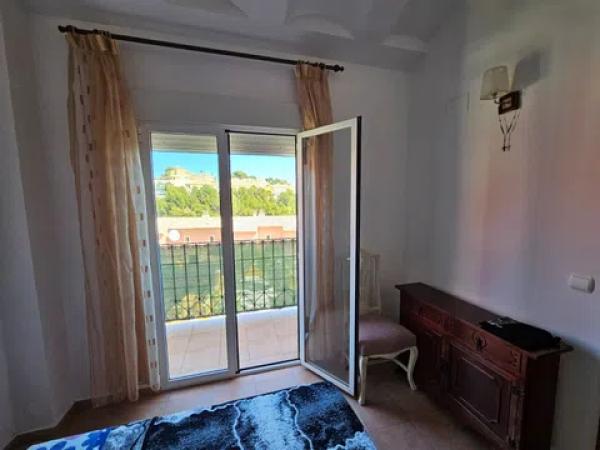 Chalet pareado en calle Serra Bernia s/n