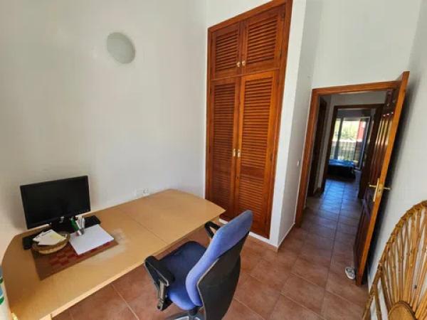 Chalet pareado en calle Serra Bernia s/n