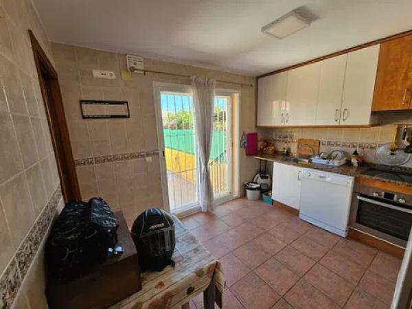 Chalet pareado en calle Serra Bernia s/n