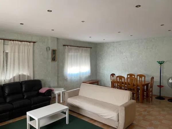 Casa independiente en chalet, 695523482