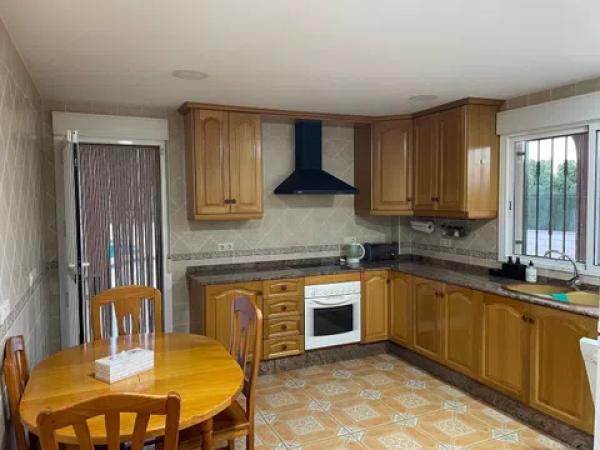 Casa independiente en chalet, 695523482