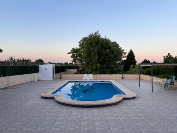 Casa independiente en chalet, 695523482