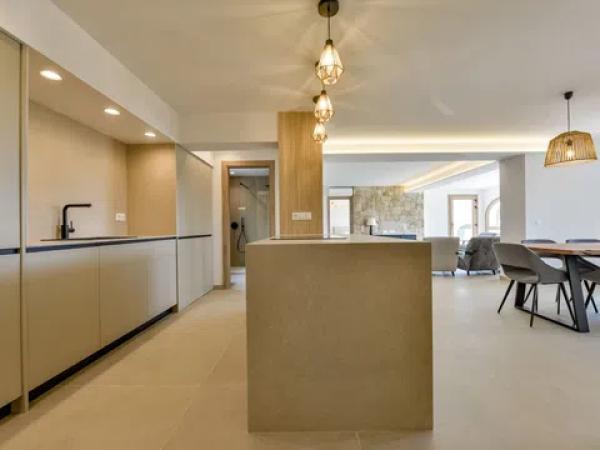 Casa independiente en calle Serrella