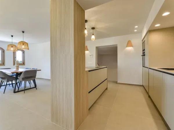 Casa independiente en calle Serrella