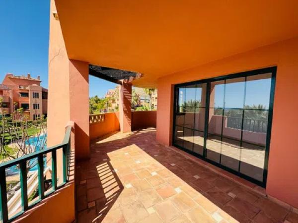 Piso en calle Viena, 47