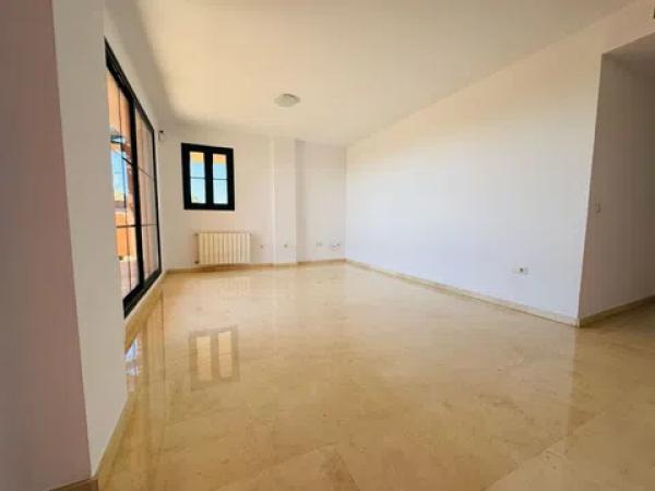 Piso en calle Viena, 47