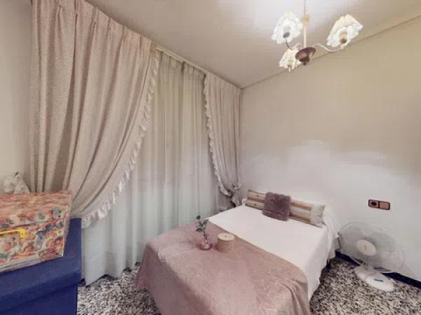 Piso en avenida dels Reis Catòlics