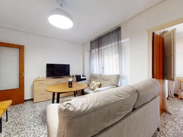 Piso en avenida dels Reis Catòlics