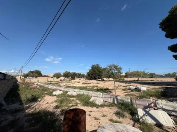 Casa independiente en camino del Fondo