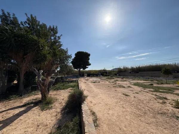 Casa independiente en camino del Fondo