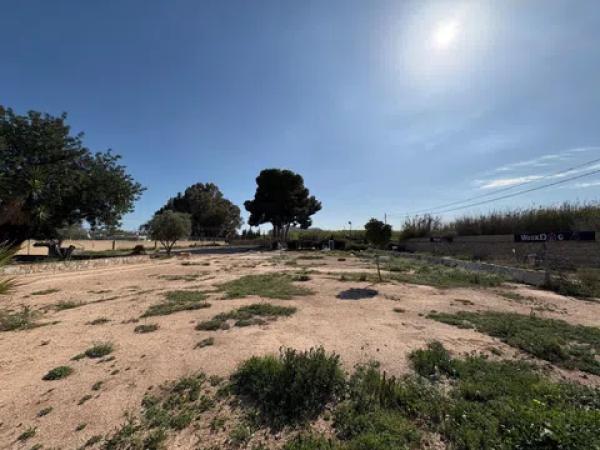 Casa independiente en camino del Fondo