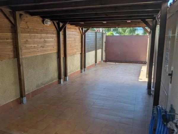 Chalet adosado en calle José Carreras, 24