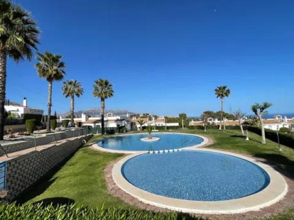 Chalet adosado en calle Serra del Cabeçó d'Or, 18