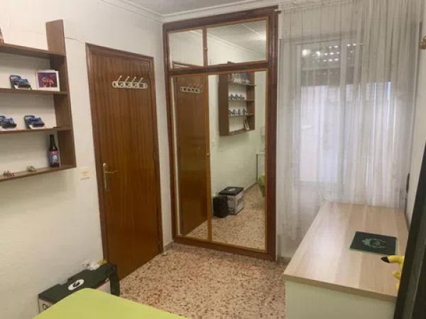 Chalet pareado en calle Sancho Medina