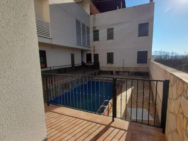 Piso en avenida San Isidro, 4