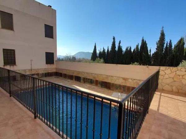 Piso en avenida San Isidro, 4