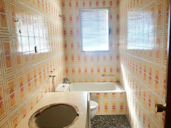 Chalet pareado en calle Alcoi