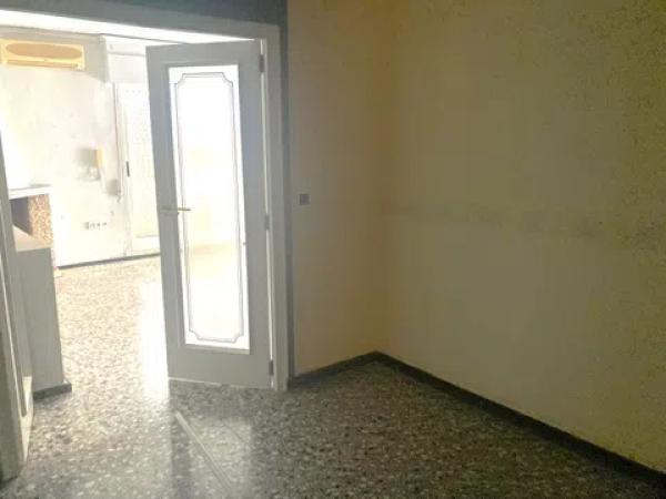 Chalet pareado en calle Alcoi