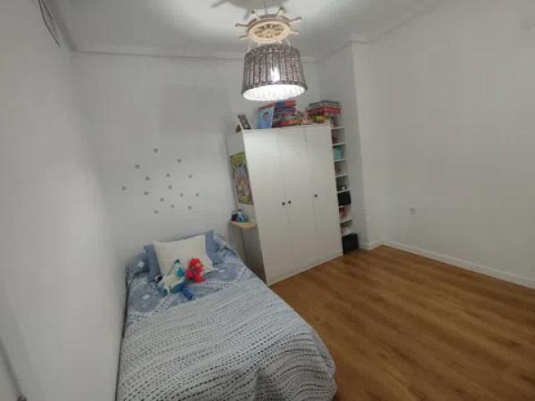 Piso en calle Pedro Aragonés, 2