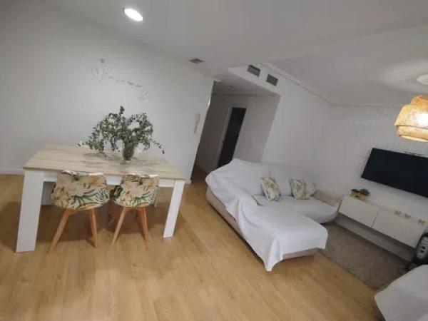 Piso en calle Pedro Aragonés, 2